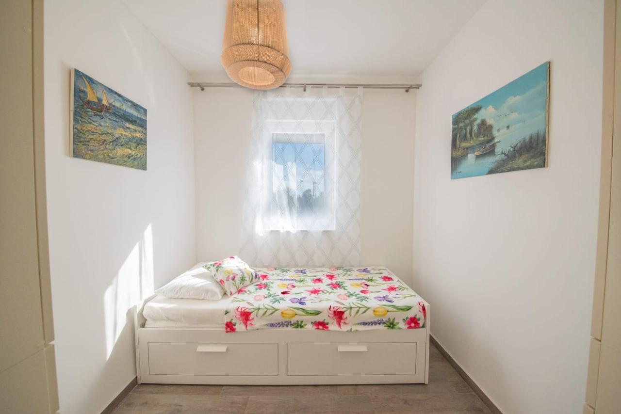 נין Apartman Pau מראה חיצוני תמונה